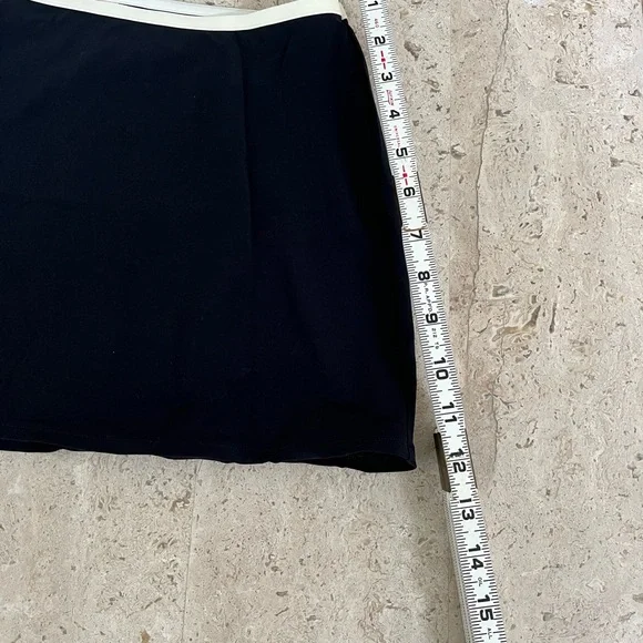 Victoria’s Secret skirt cover-up - Picture 3 of 6